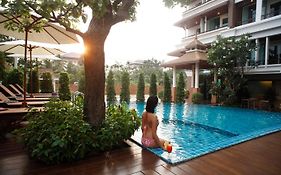 Suvarnabhumi Suite Hotel